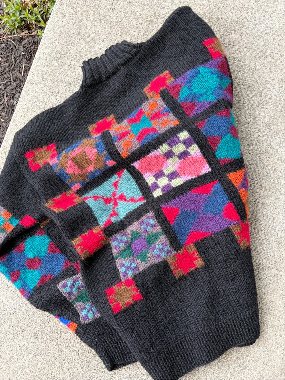 Vintage 90s LLbean 100% wool knit granny square boho sweater jumper top rainbow - Picture 6 of 7